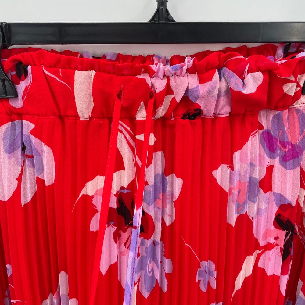 Calvin Klein NWT Floral Print Pull-On High-Low Pleated Skirt // 2X - Picture 3 of 10